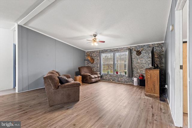 14 JUNCTION RD, Millersburg, PA 17061