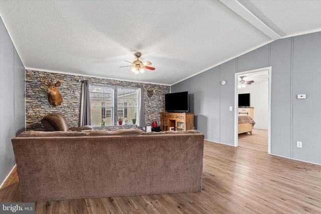 14 JUNCTION RD, Millersburg, PA 17061