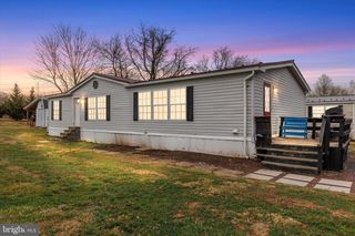 14 JUNCTION RD, Millersburg, PA 17061