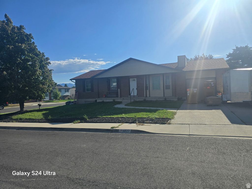 4627 S SOLANO CIR, West Valley City, UT 84120 — exterior