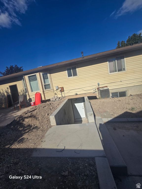 4627 S SOLANO CIR, West Valley City, UT 84120 — photo 3