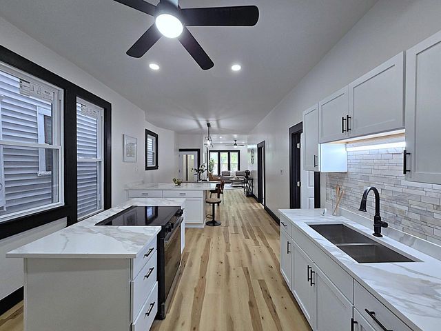 2120 N 2nd STREET, Milwaukee, WI 53212