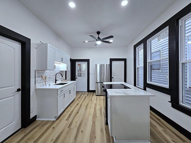 2120 N 2nd STREET, Milwaukee, WI 53212