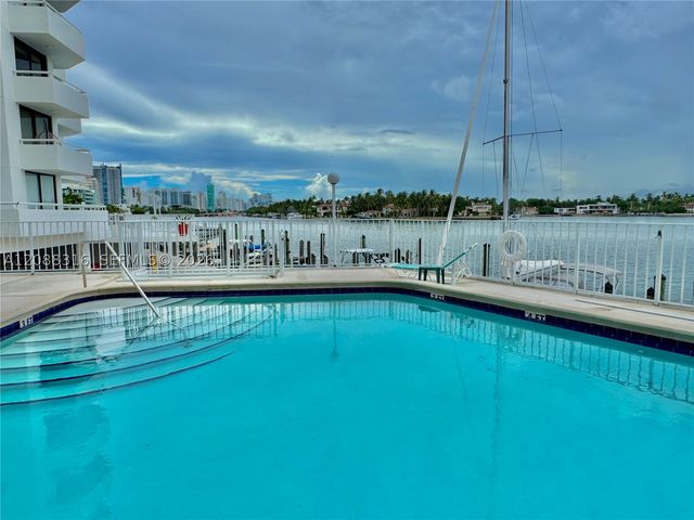 6830 Indian Creek Dr 7E, Miami Beach, FL 33141
