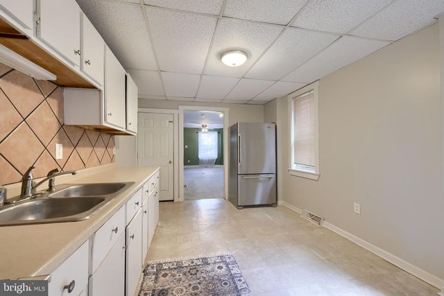 630 N MARKET ST, Lancaster, PA 17603