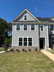 1407 Goldsboro Avenue, Sanford, NC 27330