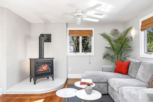124 Paine Avenue, Cranston, RI 02910