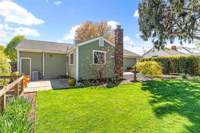 124 Paine Avenue, Cranston, RI 02910