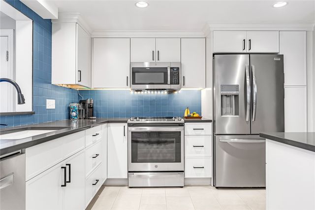 124 Paine Avenue, Cranston, RI 02910