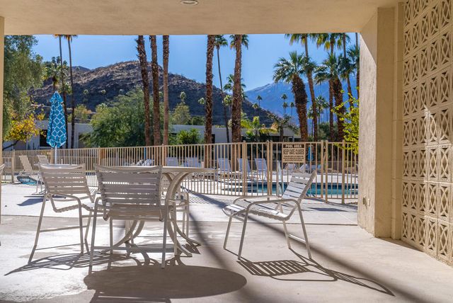 507 Desert Lakes Circle, Palm Springs, CA 92264