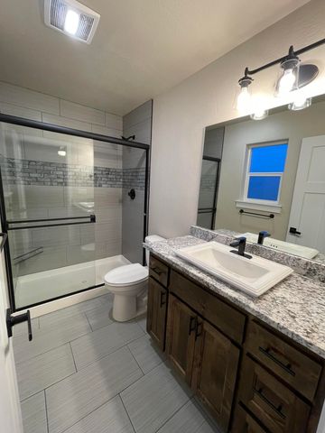 7857 28th Street, White City, OR 97503