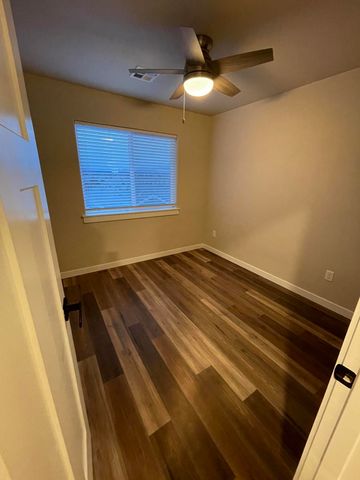 7857 28th Street, White City, OR 97503