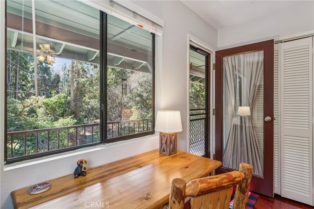 25089 Moon, Crestline, CA 92325