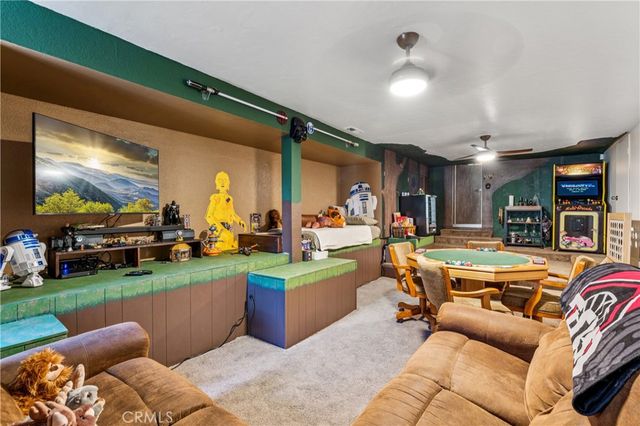 25089 Moon, Crestline, CA 92325