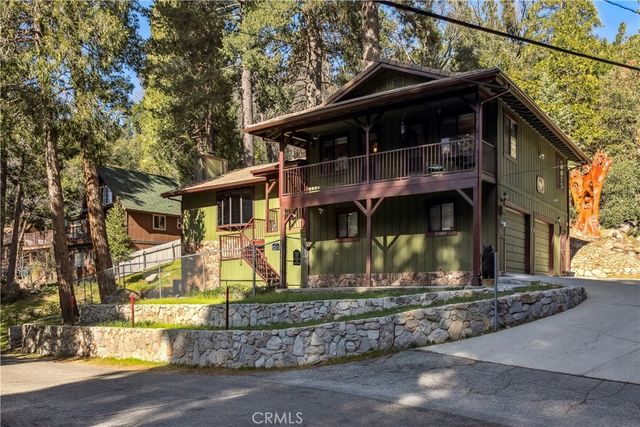 25089 Moon, Crestline, CA 92325