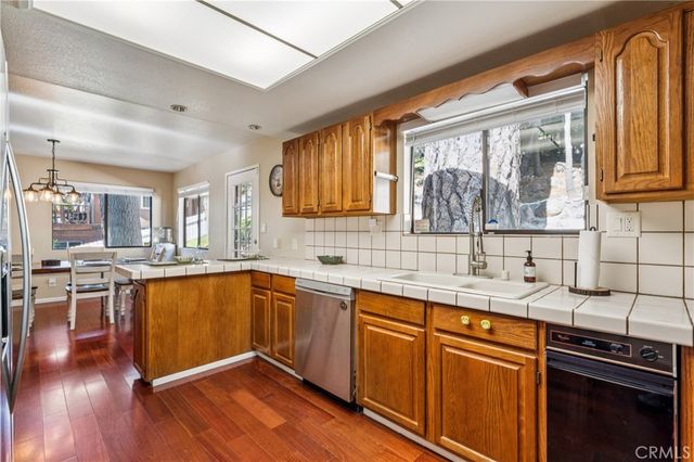 25089 Moon, Crestline, CA 92325