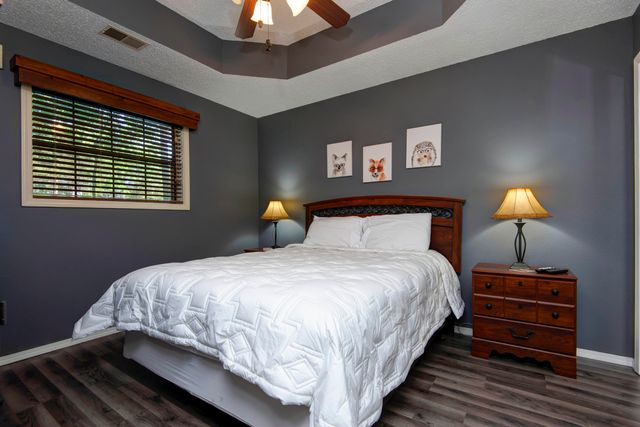 45 Leaning Tree Circle 2, Branson, MO 65616