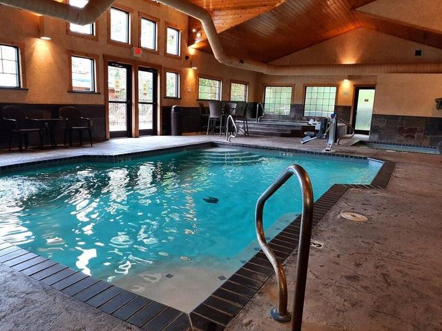 45 Leaning Tree Circle 2, Branson, MO 65616
