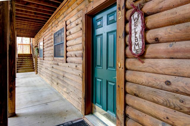 45 Leaning Tree Circle 2, Branson, MO 65616