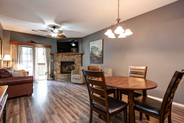45 Leaning Tree Circle 2, Branson, MO 65616