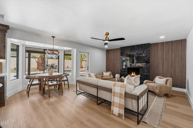 5024 E LE MARCHE Avenue, Scottsdale, AZ 85254