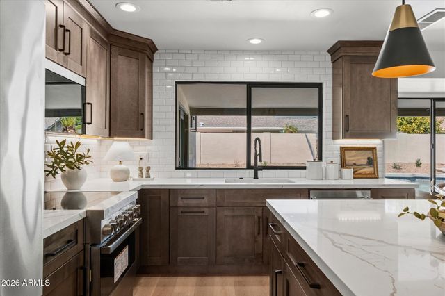 5024 E LE MARCHE Avenue, Scottsdale, AZ 85254