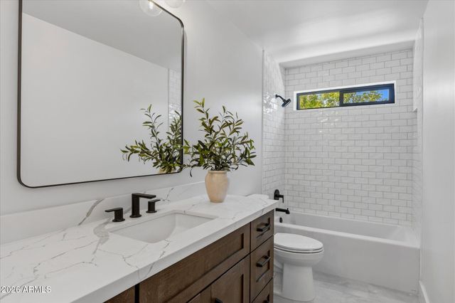 5024 E LE MARCHE Avenue, Scottsdale, AZ 85254