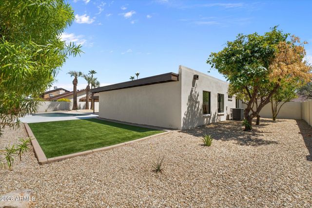5024 E LE MARCHE Avenue, Scottsdale, AZ 85254