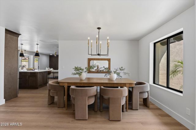 5024 E LE MARCHE Avenue, Scottsdale, AZ 85254
