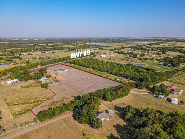 5271 N US Highway 69, Celeste, TX 75423