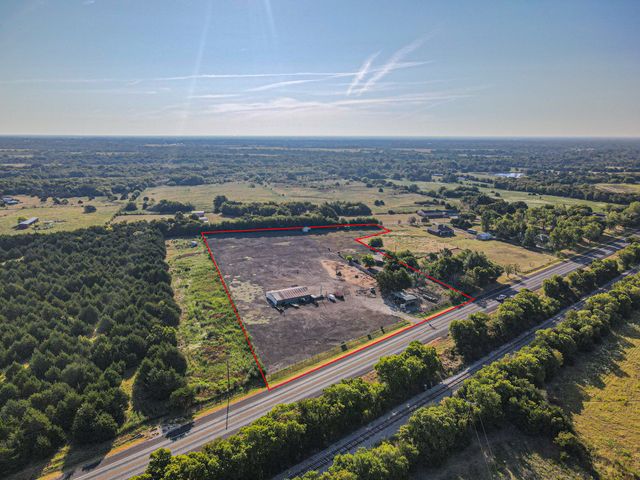 5271 N US Highway 69, Celeste, TX 75423