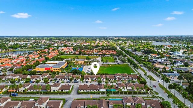 18615 NW 84th Pl 106-1, Hialeah, FL 33015