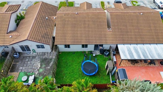 18615 NW 84th Pl 106-1, Hialeah, FL 33015