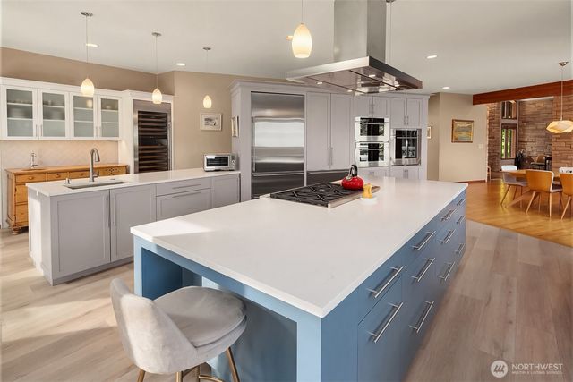 8425 SW 216th Street, Vashon, WA 98070