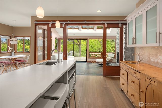8425 SW 216th Street, Vashon, WA 98070
