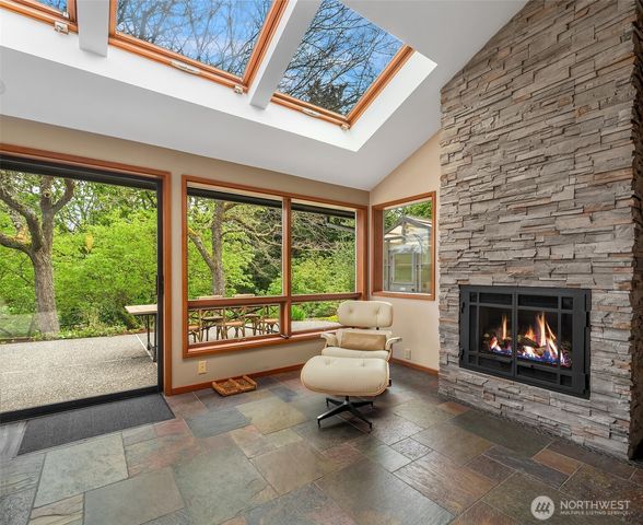 8425 SW 216th Street, Vashon, WA 98070