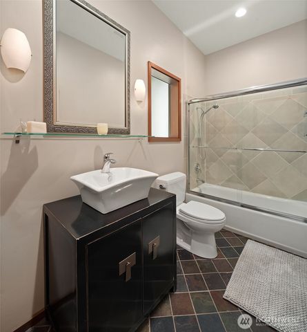 8425 SW 216th Street, Vashon, WA 98070