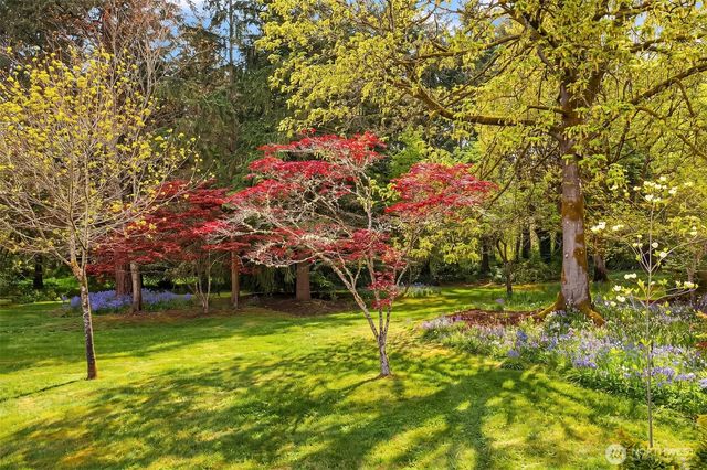 8425 SW 216th Street, Vashon, WA 98070