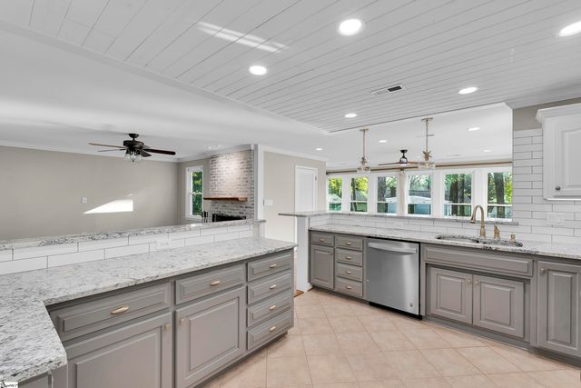 4931 Crosscreek Lane, Greenville, SC 29615