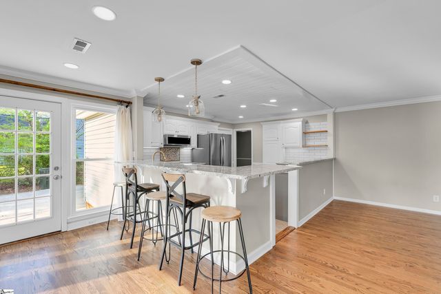 4931 Crosscreek Lane, Greenville, SC 29615