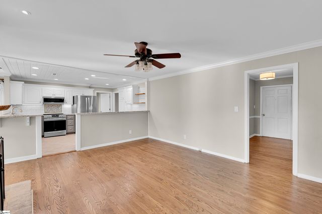 4931 Crosscreek Lane, Greenville, SC 29615