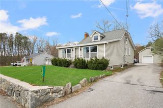 1565 Victory Highway, North Smithfield, RI 02896