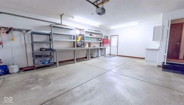 6868 N Baltimore Road, Monrovia, IN 46157