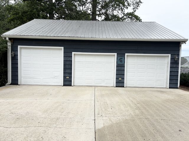 124 Amy Rd, Hillsboro, TN 37342