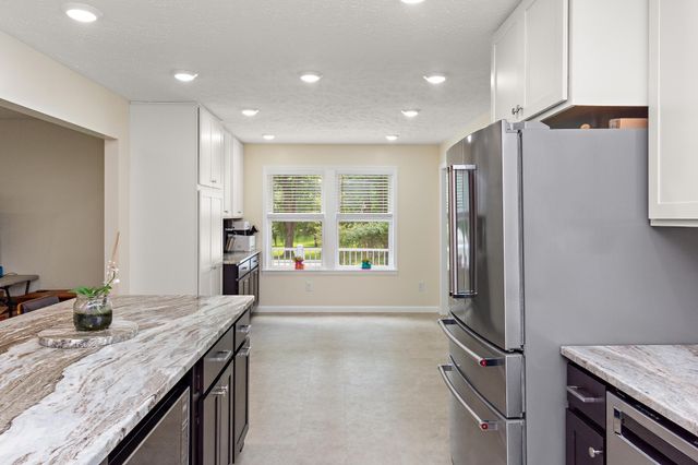 124 Amy Rd, Hillsboro, TN 37342
