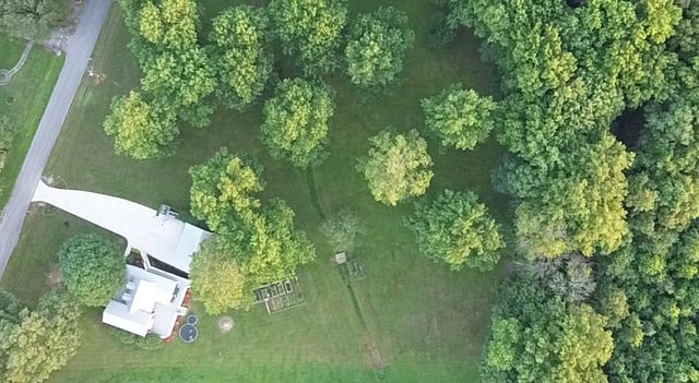 124 Amy Rd, Hillsboro, TN 37342