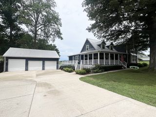 124 Amy Rd, Hillsboro, TN 37342