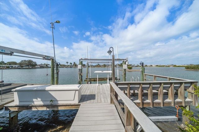 118 HARBOR VIEW LANE, Belleair Bluffs, FL 33770