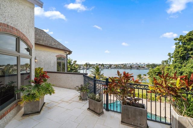 118 HARBOR VIEW LANE, Belleair Bluffs, FL 33770