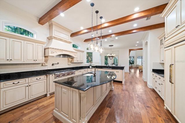 118 HARBOR VIEW LANE, Belleair Bluffs, FL 33770